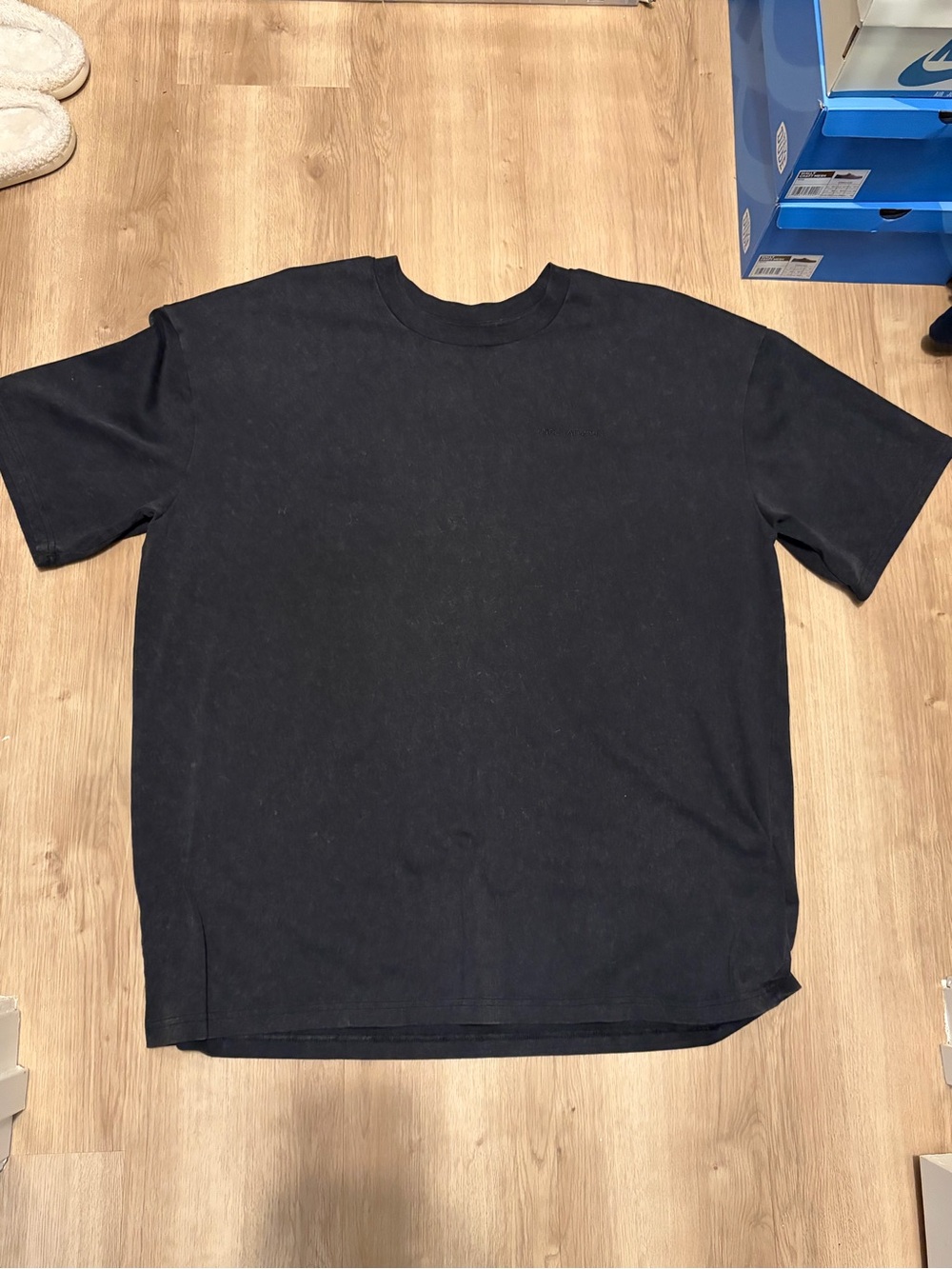 Men's Under Armour Black Crewneck T-Shirt
